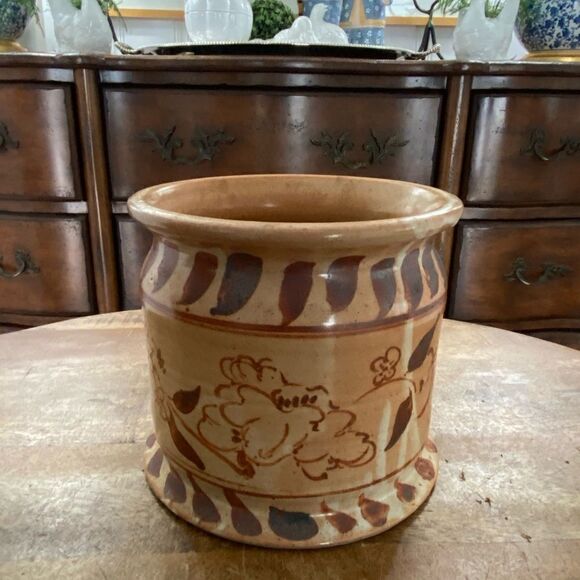 Vintage hand thrown Mexican pottery planter cachepot flower pot - Picture 2 of 4